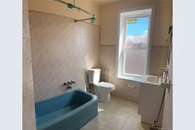 776 Hewitt, Bronx, NY 10455 - Photo 4