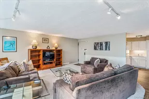 7-24 166th St, Whitestone, NY 11357 - Photo 4