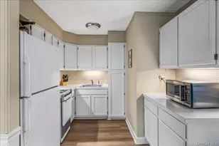 7-24 166th St, Whitestone, NY 11357 - Photo 8