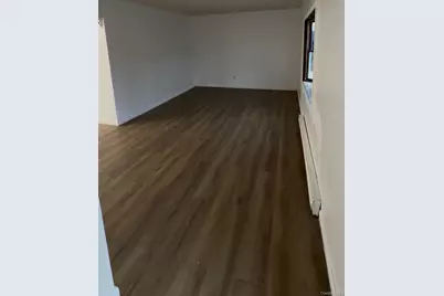 546 Granny Road, Medford, NY 11763 - Photo 2