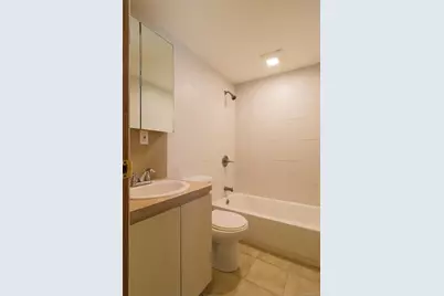 1081 Bay Shore Avenue, Bay Shore, NY 11706 - Photo 16