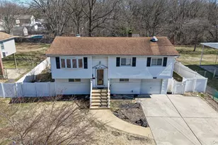 1081 Bay Shore Ave, Bay Shore, NY 11706 - Photo 2