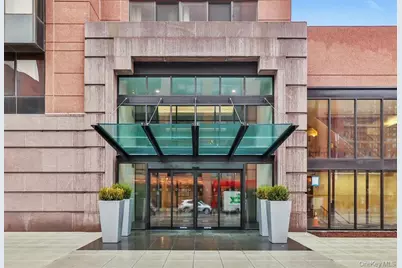 4 Martine Avenue #1011, White Plains, NY 10606 - Photo 2