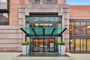 4 Martine Ave, White Plains, NY 10606 - Photo 2