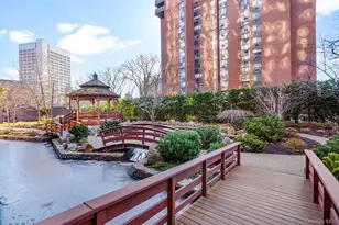 4 Martine Ave, White Plains, NY 10606 - Photo 22