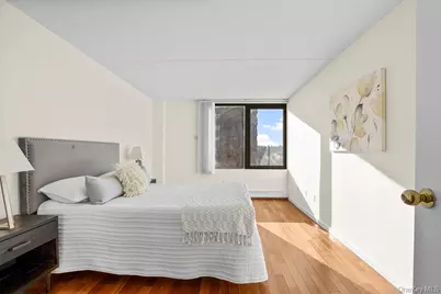 4 Martine Avenue #1011, White Plains, NY 10606 - Photo 12