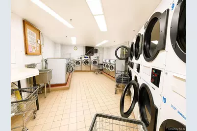 138-35 Elder Avenue #9C, Flushing, NY 11355 - Photo 6