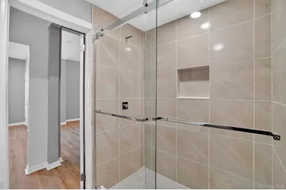 4 Amackassin Terrace #Unit 2, Yonkers, NY 10703 - Photo 18