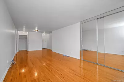 23-25 Bell Boulevard #6J, Bayside, NY 11360 - Photo 4