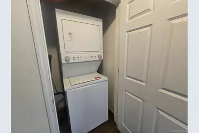 556 Taylor Avenue, Patchogue, NY 11772 - Photo 8