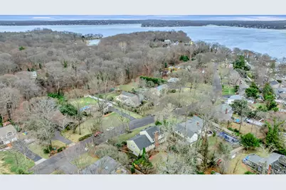 34 Peterborough Drive, Northport, NY 11768 - Photo 38