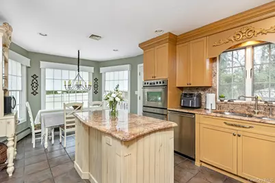 34 Peterborough Drive, Northport, NY 11768 - Photo 12