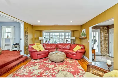 34 Peterborough Drive, Northport, NY 11768 - Photo 6