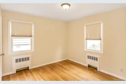 3 Cambridge Street, Glen Cove, NY 11542 - Photo 10