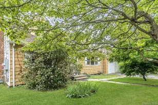 3 Cambridge St, Glen Cove, NY 11542 - Photo 4