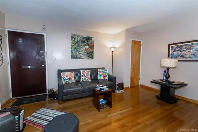 136-59 Jewel Avenue #A, Flushing, NY 11367 - Photo 4