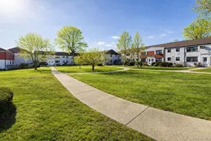 136-59 Jewel Ave, Flushing, NY 11367 - Photo 2