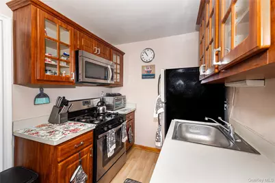 136-59 Jewel Avenue #A, Flushing, NY 11367 - Photo 8