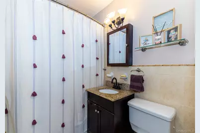 136-59 Jewel Avenue #A, Flushing, NY 11367 - Photo 6