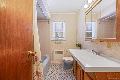 294 Sayville Boulevard, Sayville, NY 11782 - Photo 22