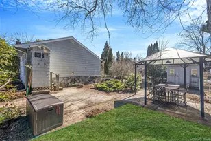 294 Sayville Blvd, Sayville, NY 11782 - Photo 38