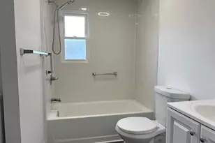 135 Village Cir W, Manorville, NY 11949 - Photo 12