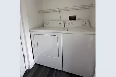 135 Village Circle W, Manorville, NY 11949 - Photo 20