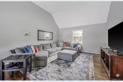 52 Grant Street, East Northport, NY 11731 - Photo 8