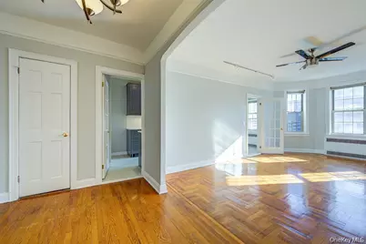 7915 35th Avenue #5A, Jackson Heights, NY 11372 - Photo 4