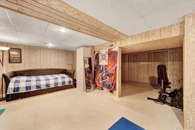 11 Manors Drive, Jericho, NY 11753 - Photo 30