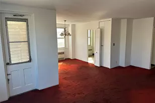 3215 H Ave, Brooklyn, NY 11210 - Photo 12