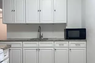 89-15 Parsons Blvd, Jamaica, NY 11432 - Photo 10