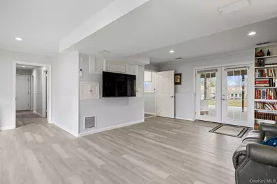 651 Andover Road, Valley Cottage, NY 10989 - Photo 4