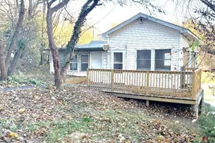 47 Main St, Wappingers Falls, NY 12590 - Photo 2