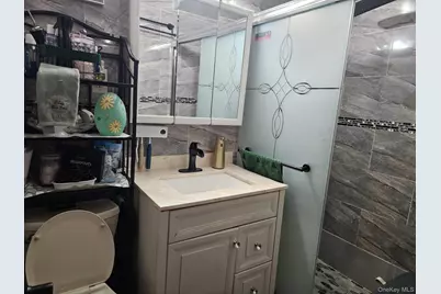 179-10 Mathewson Court, Jamaica, NY 11434 - Photo 8