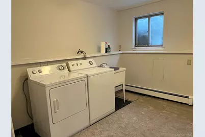 43 Floyd Place, East Norwich, NY 11732 - Photo 22