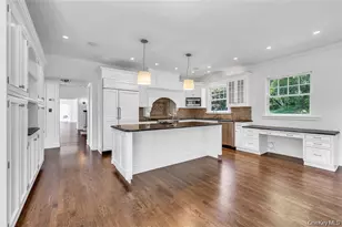 158 E Shore Rd, Huntington, NY 11743 - Photo 20