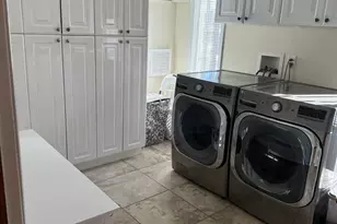 163-15 86th St, Howard Beach, NY 11414 - Photo 18