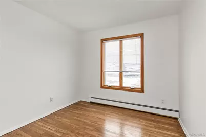 2666 Peconic Avenue, Seaford, NY 11783 - Photo 12