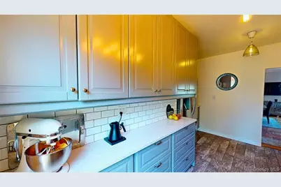 48-01 42nd Street #5D, Sunnyside, NY 11104 - Photo 10