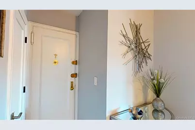 48-01 42nd Street #5D, Sunnyside, NY 11104 - Photo 6