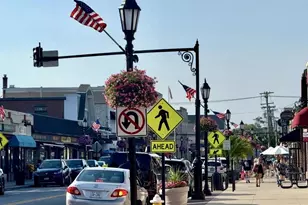 490 Main St, Farmingdale, NY 11735 - Photo 2