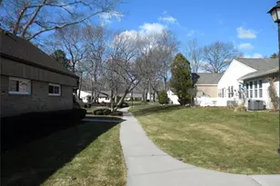 4 Revere Dr, Sayville, NY 11782 - Photo 28