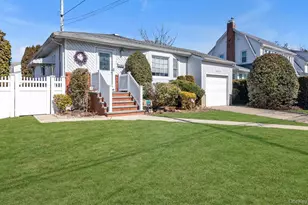 3933 Fulton Ave, Seaford, NY 11783 - Photo 2