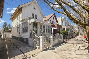 54 Chestnut St, Brooklyn, NY 11208 - Photo 1