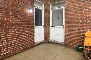 84-49 168th St, Jamaica, NY 11432 - Photo 4