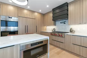 1 Bentley Rd, Great Neck, NY 11023 - Photo 10