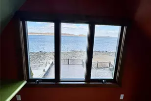 722 King Ave, Bronx, NY 10464 - Photo 12