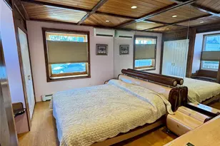 722 King Ave, Bronx, NY 10464 - Photo 10