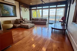 722 King Ave, Bronx, NY 10464 - Photo 2